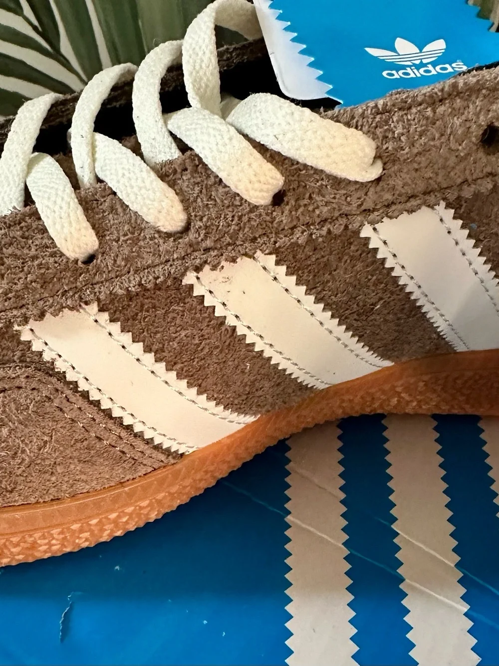 NWT- ADIDAS HANDBALL SPEZIAL SNEAKERS - Picture 5 of 10